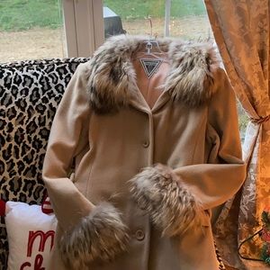 Beautiful camel coat with fox fur trim